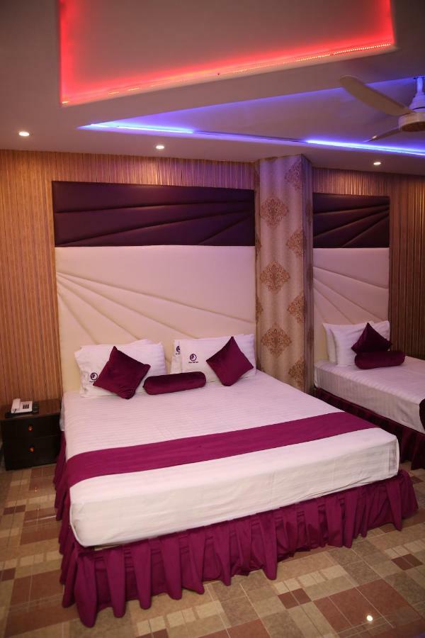 Premier Inn Gulberg Lahore Eksteriør billede